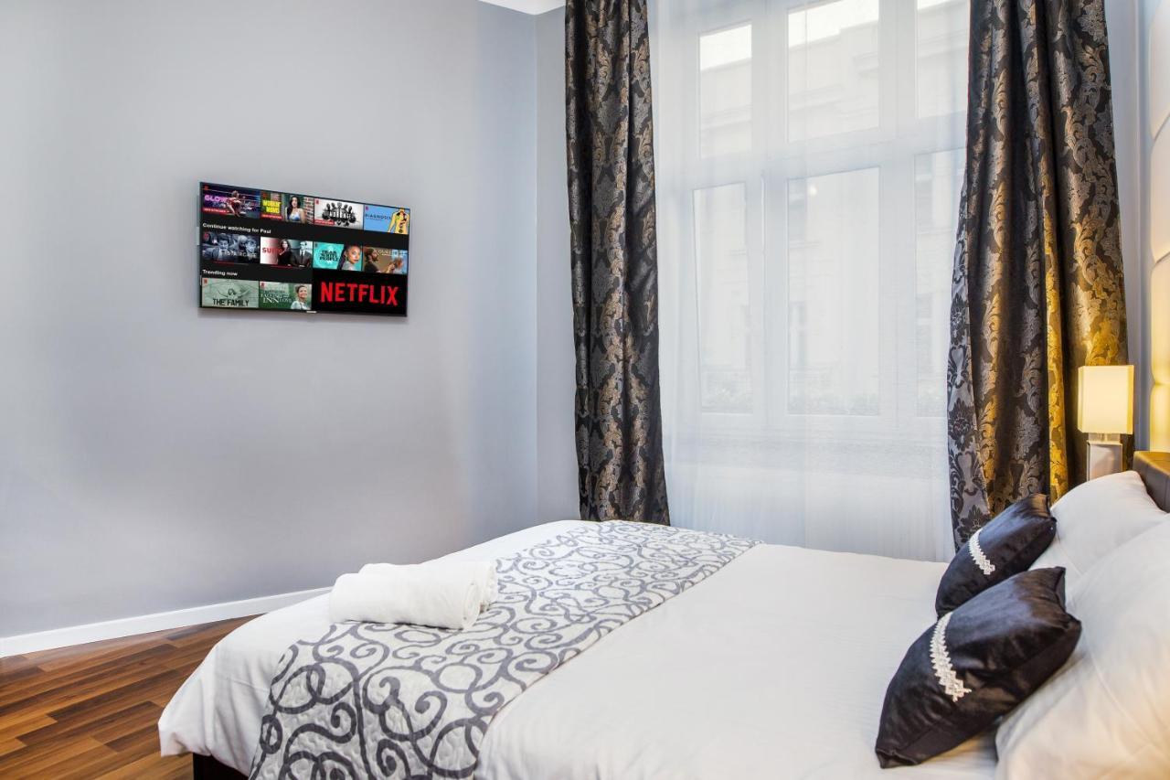 Tribeca City Center Apartments Краков Экстерьер фото