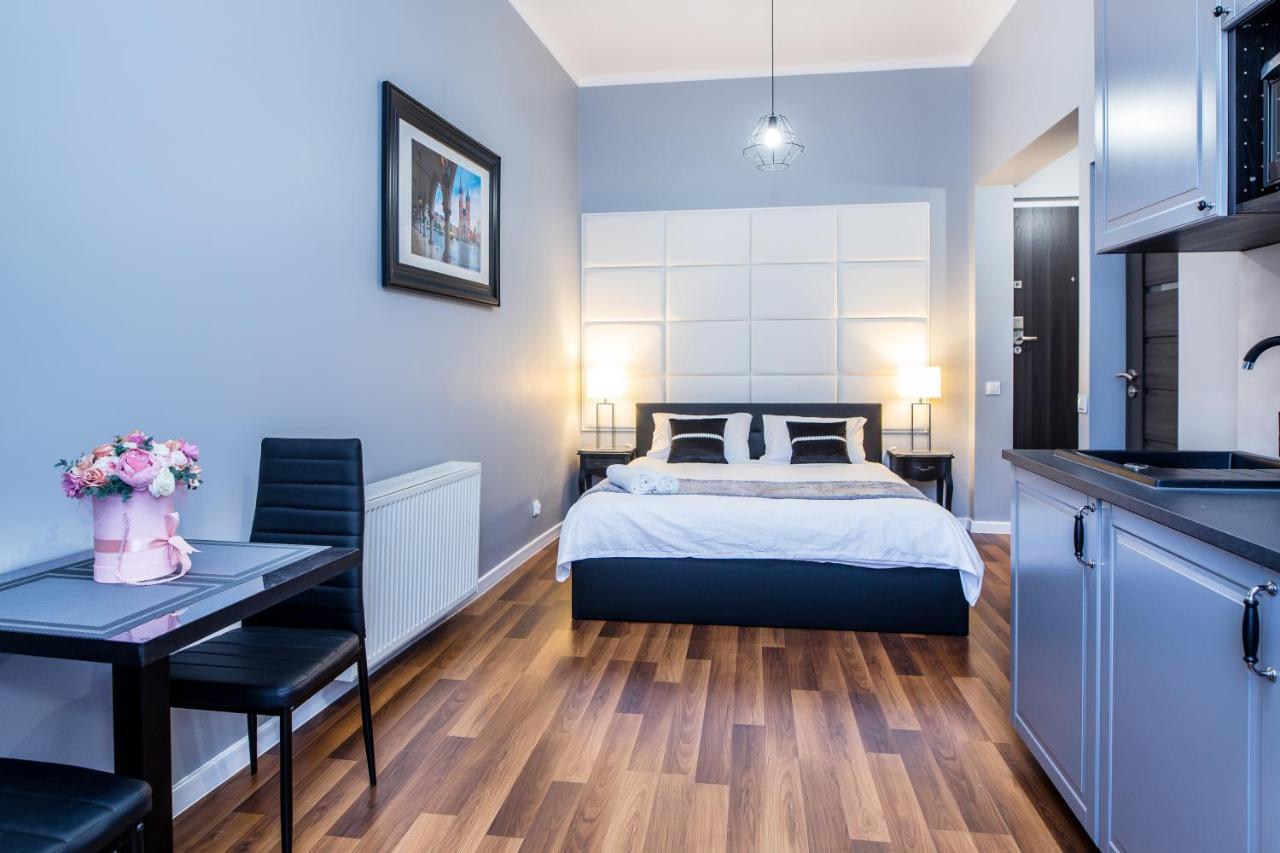 Tribeca City Center Apartments Краков Экстерьер фото